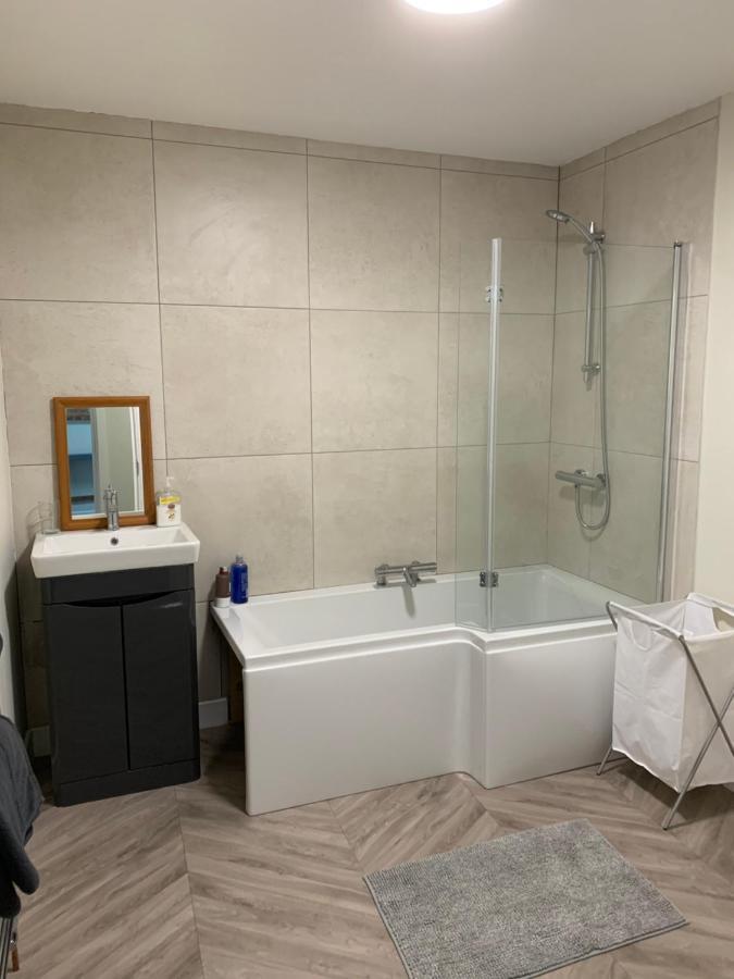Plaza Suite 61 B Bangor  Exterior foto