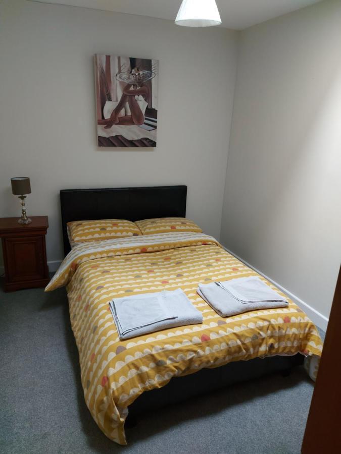Plaza Suite 61 B Bangor  Exterior foto